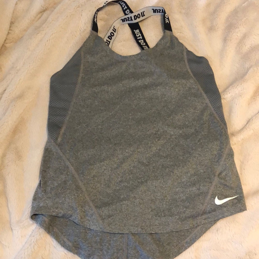 Nike tank